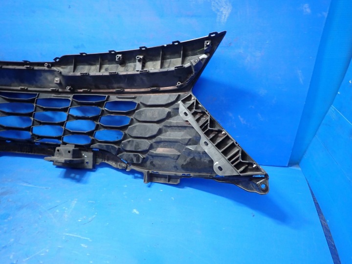 GRILLE KIA SPORTAGE V 86350-R2000