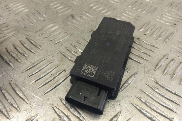 AVANT GAUCHE MANIVELLE PLAFONNIERS VW ID.3 (E11) 5WA962133D ÉLECTRIQUE 107KW