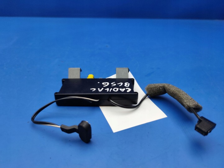 CADILLAC BLS 2006 AMPLIFICATEUR ANTENNES