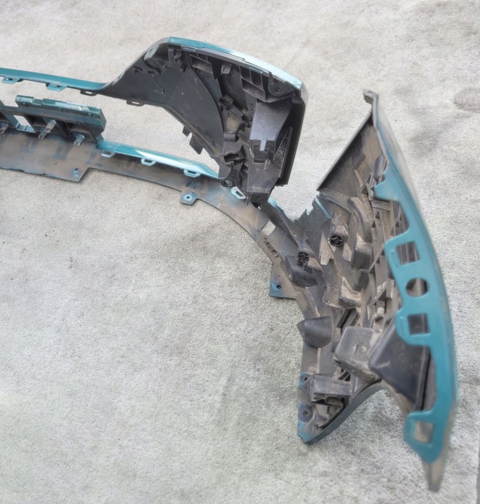 PARE-CHOCS AVANT AVANT PEUGEOT 308 T10 AVANT RESTYLAGE 2021-25