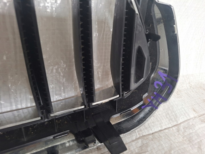 BMW 5 G30 G31P CALANDRE GRILLE GRILLE RÉSERVOIR 7473691 GAUCHE