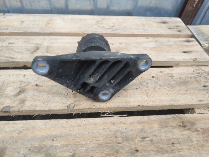 POIGNÉE SUPPORT FIXATION AUDI A6 C6 4F0199343G