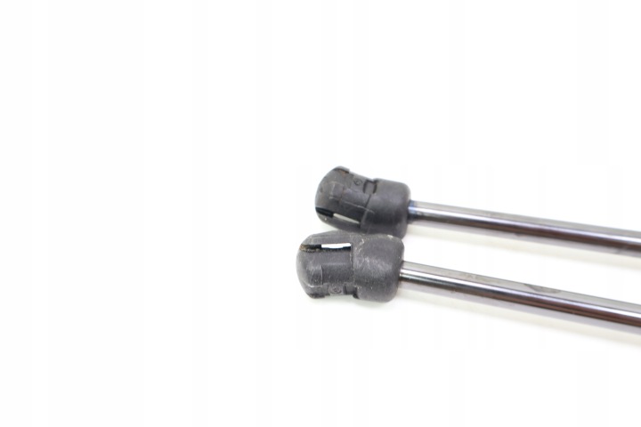 AUDI Q8 ACTIONNEURS COUVERCLES DE COFFRE COUVERCLES DE COFFRE 4M8 823 359 A 02S