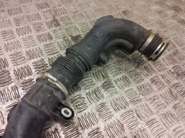 TUYAU ÉCHANGEUR D'AIR DE SURALIMENTATION FORD FIESTA VII CV616C784BH 1.0L GASOLINE 2016