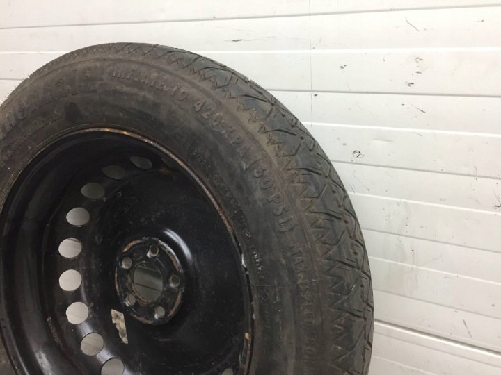 MERCEDES KOLO RÉSERVE PNEU DE SECOURS 19, ET40 A1644000102