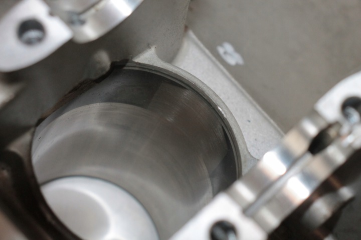 YAMAHA FJR 1300 01-05 PISTON PISTON PISTONS