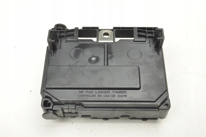 PEUGEOT 407 2.0 16V BOÎTE MODULE FUSIBLE 9658539180