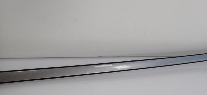 MOULURE TOITS CARROSSERIE CHROME 4E0853702 AUDI A8 D3