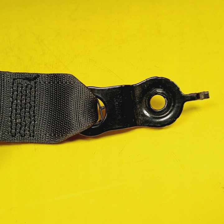 CEINTURE DE SÉCURITÉ GAUCHE ARRIÈRE FIAT CROMA 33048191 NR621