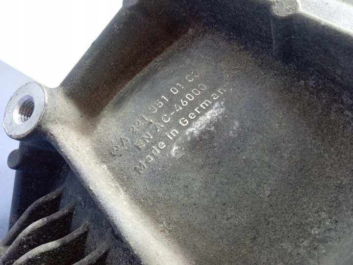 MERCEDES S-KLASA W221 LIFT 09-13 PONT ARRIÈRE A2213500859 2.65 5.5 V8