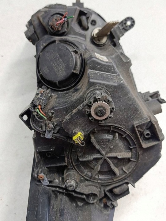 HYUNDAI I40 LIFT 14-19 PHARE PROJECTEUR GAUCHE AVANT