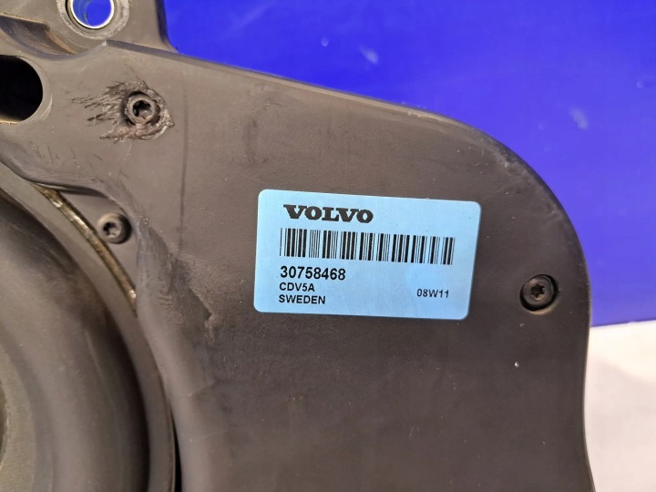 HAUT-PARLEUR TABLEAU DE BORD INSTRUMENTATION VOLVO XC90 I 30758468 33514010 2.4L 120KW 2004