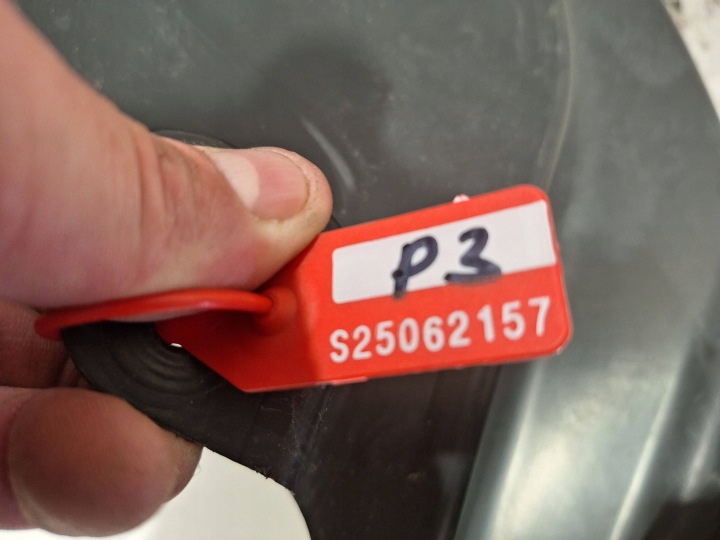 PASSAGE DE ROUE DROIT ARRIÈRE 9678566780 PEUGEOT 308 II 13-