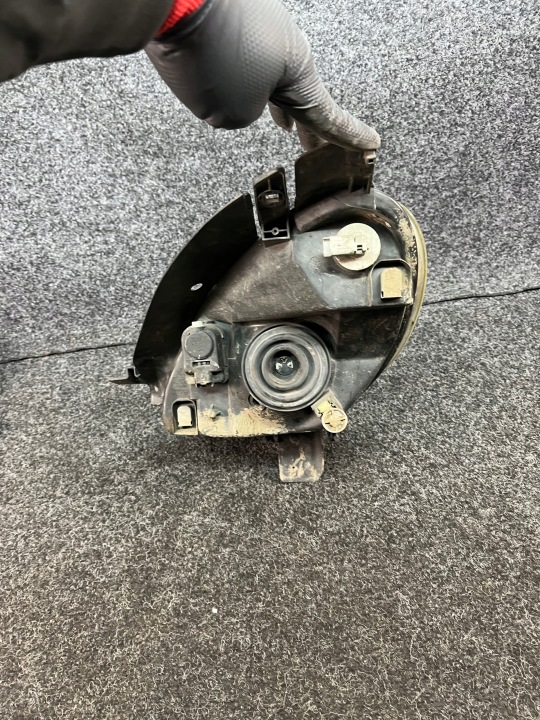 PROJECTEUR DROIT PHARE AVANT EUROPE 9649557380 CITROEN XSARA PICASSO 1 I LIFT