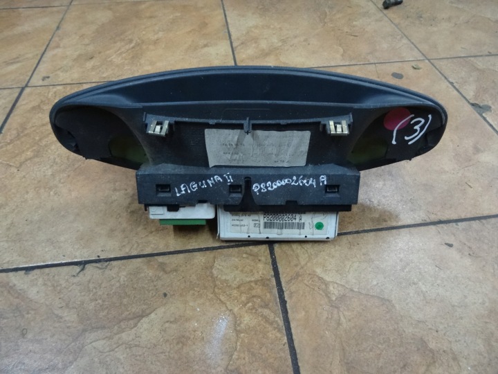 LAGUNA II MONITEUR 8200002604