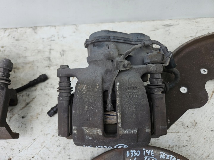 ÉTRIERS FREINS ARRIÈRE ARRIÈRE AUDI A6 A7 C7 4G 330 330MM QUATTRO FWD