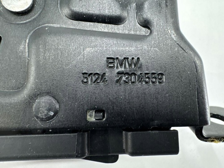 BMW OE 7304559 SERRURE COUVERCLES DE COFFRE ARRIÈRE