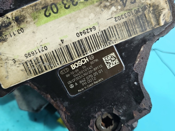 POMPE INJECTION MERCEDES ML W164 0445010145 A6420700501 3.0 CDI V6