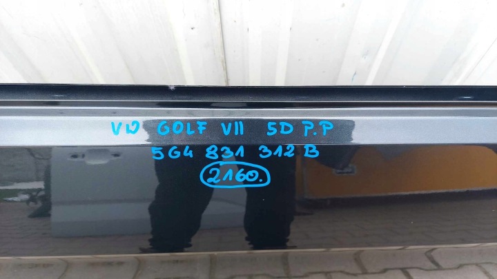 VOLKSWAGEN GOLF VII 5D PORTES DROIT AVANT 2160