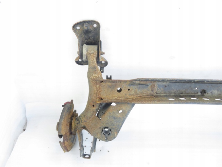 POUTRE ARRIÈRE VW GOLF VII VARIANT (BA5, BV5) 5Q0501049BL UNIVERSEL