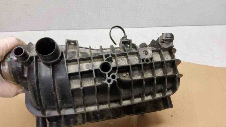 COLLECTEUR ADMISSION FORD FOCUS III CM5G9424 1.0L GASOLINE 2016