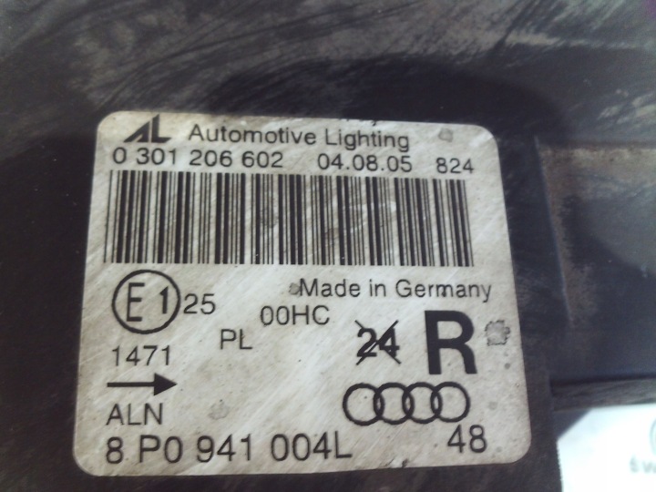 AUDI A3 SPORTBACK 8PA 07R PHARE DROITE AVANT ANGLAIS 8P0941004L