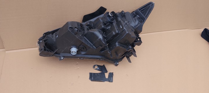 PHARE AVANT AVANT DROITE MAZDA CX5 CX-5 17-21ROK KB8M51030 58693146 ORIGINAL