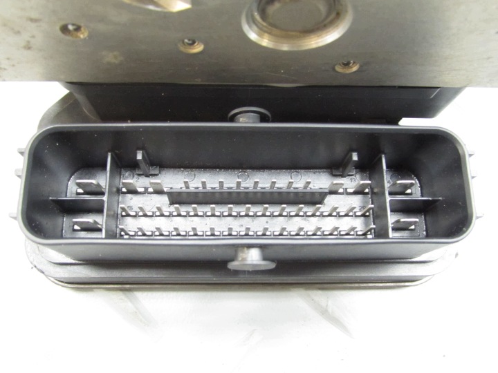 LAND ROVER RANGE ROVER SPORT II L494 13-21 POMPE ABS LPLA-14F447-AE