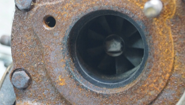LEXUS II TURBOCOMPRESSEUR 17201-26010 2.2 (T157)