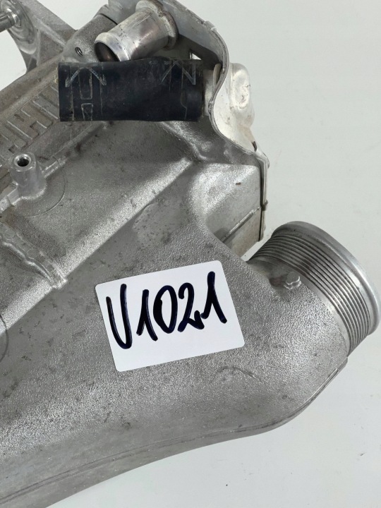 ÉCHANGEUR AIR-AIR AVANT AUDI RS4 B9 8W0145A01