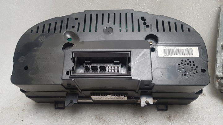 KIT DE DÉMARRAGE GOLF V GTI 1K0907115A, ECU TABLEAU DE BORD