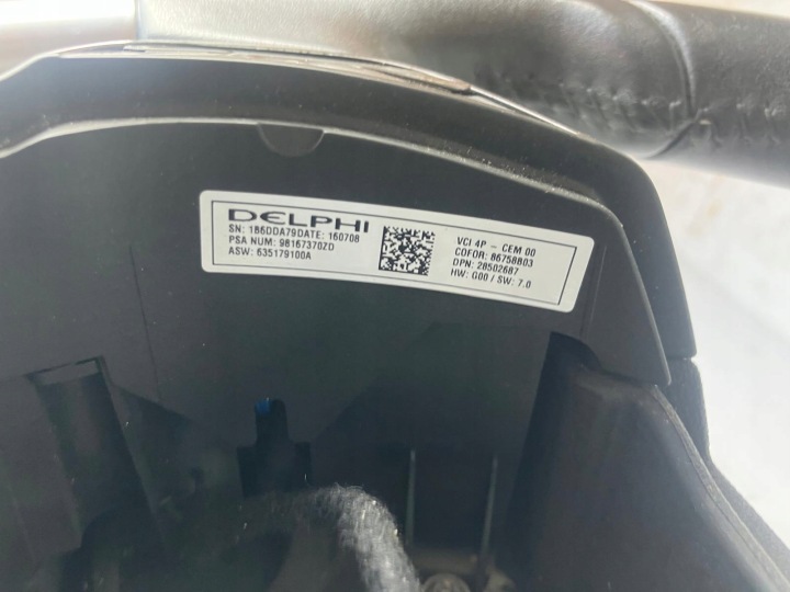 VOLANT CUIR MULTIFONCTION CITROEN C4 PICASSO II LIFT 98167370ZD