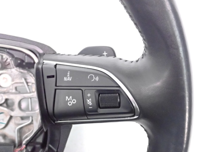 VOLANT MULTIFONCTIONNELLE A8 D4 4H 4H0419091T INU