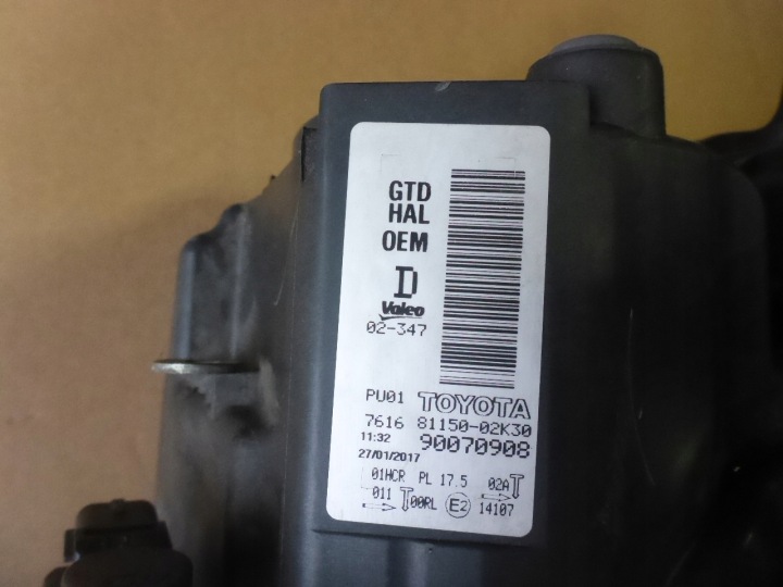 PHARE AVANT GAUCHE LENTILLE TOYOTA AURIS II LIFT 15- EUROPE 81150-02K30