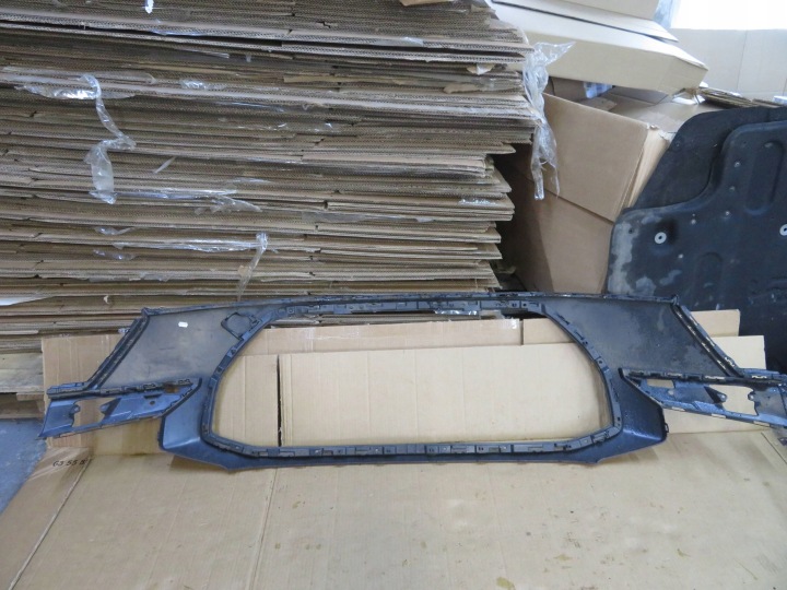 PARE-CHOCS AVANT AUDI Q4 E-TRON 89A807725
