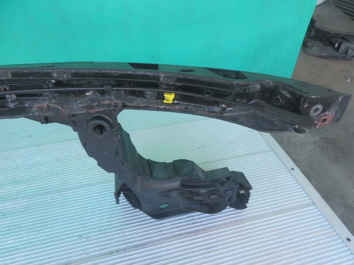 PANNEAU AVANT RENFORCEMENT VOLKSWAGEN VW T5 12R 7E0.805.598