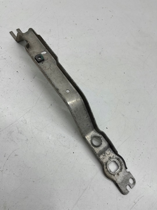 AUDI A7 C7 SUPPORT FIXATION GARDE-BOUE PHARES PANNEAU AVANT DROIT ORIGINAL