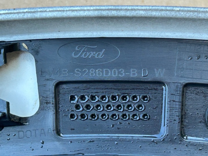 FORD KUGA MK3 ST-LINE GAUCHE MOULURE GARDE-BOUE ARRIÈRE ARRIÈRE