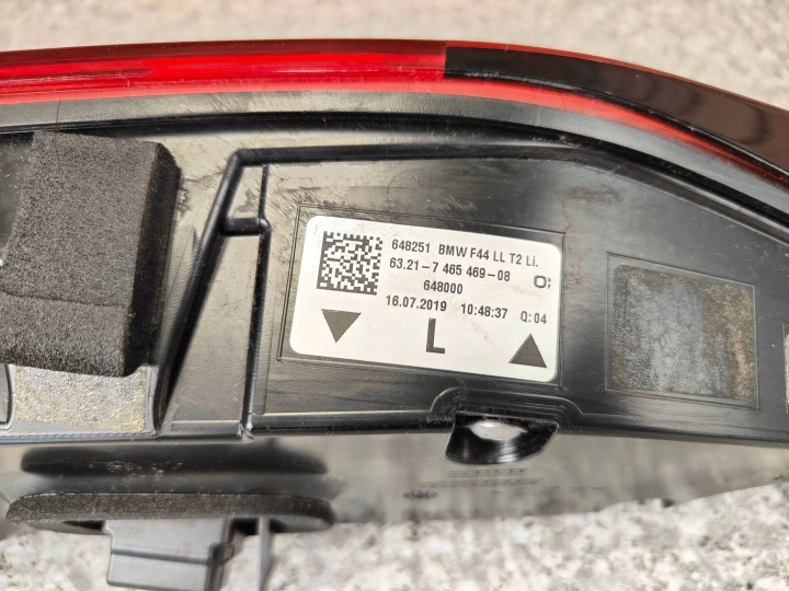 PHARE ARRIÈRE GAUCHE GAUCHE ARRIÈRE DANS COUVERCLE DE COFFRE BMW F44 2 GC GRANCOUPE 7465469