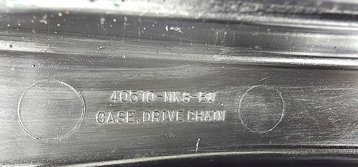 HONDA CRF 1100 GAUCHE AFRICA TWIN DTC PROTECTION CHAÎNES