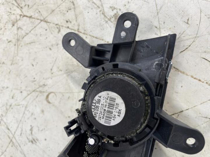 POIGNÉE INTÉRIEURE GAUCHE AVANT AUDI A6 C6 3.0 TDI 4F0837019C