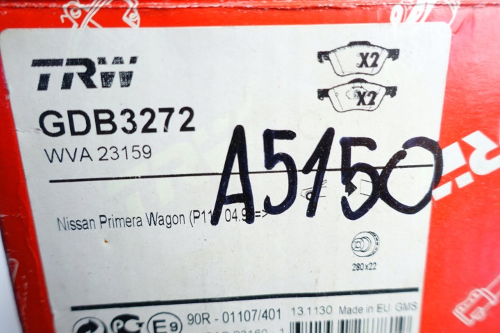 PLAQUETTES FREIN NISSAN DROIT PRIMERA 2,0 16V 96-02 TRW GDB3272