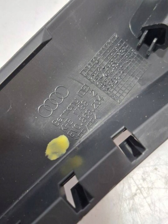 AUDI OE 8V0867234