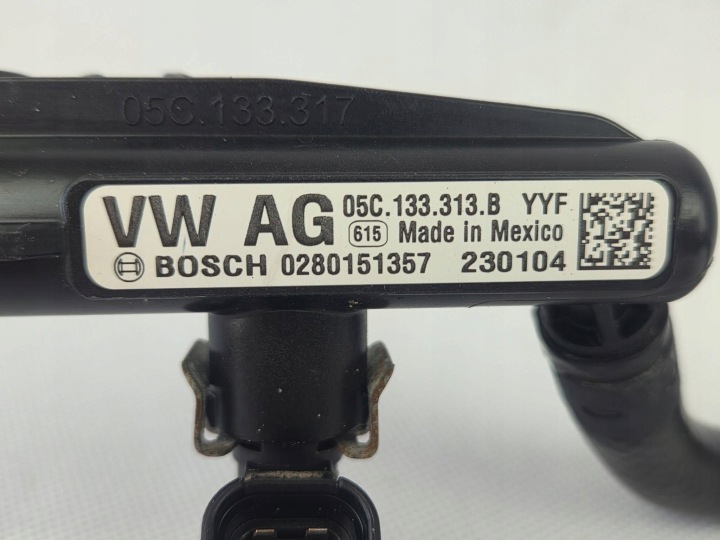 SKODA FABIA MK4 (6VA) 2022 MOULURE INJECTION 05C133313B