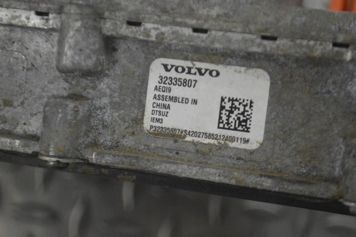 INWENTER POLESTAR 2 DROIT 32335807 25020556 300KW 2021