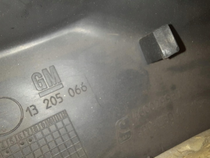 OPEL CORSA D 06-11 CHÂSSIS PROTECTION COLONNES DIRECTION 13205066