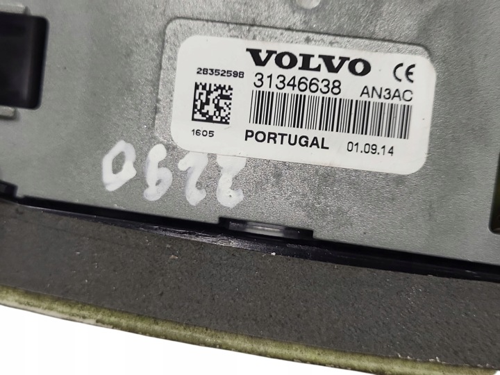 2014 VOLVO V40 ANTENNE RADIO 31346638