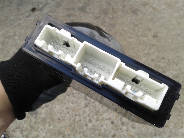 MODULE CONTRÔLEUR MAZDA CX-7 CX7 EH63675DZA