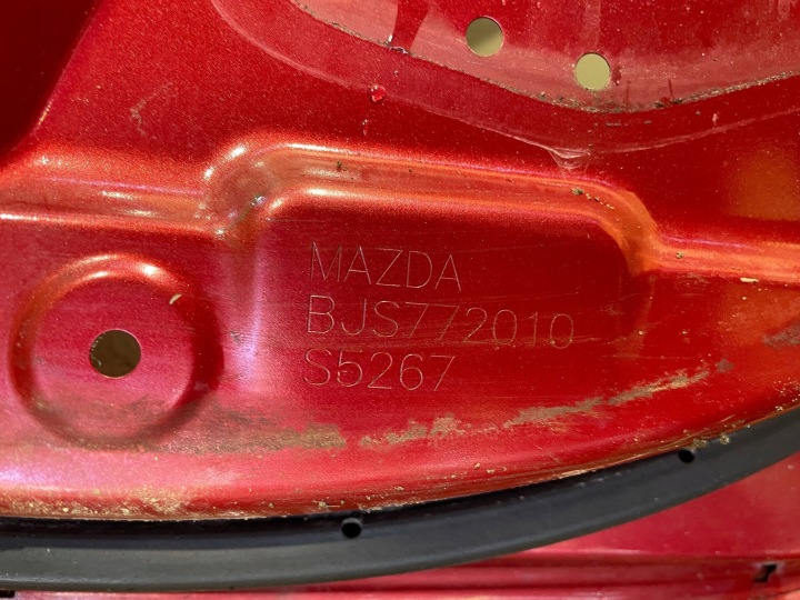 MAZDA 3 BM III 13-18 HAYON BERLINE PORTES DROIT ARRIÈRE ARRIÈRE