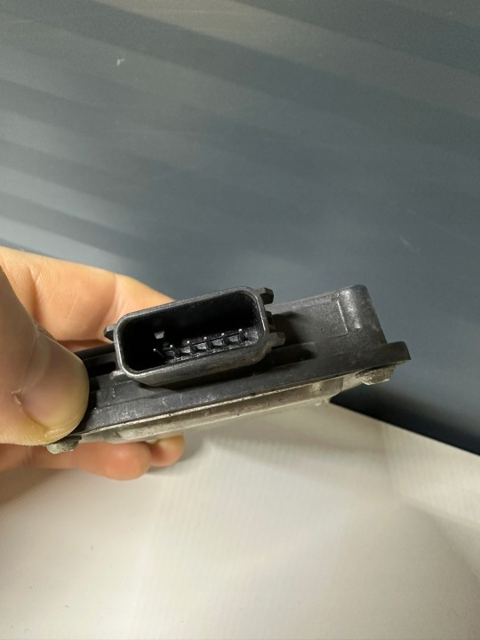 RADAR DISTRONIC CAPTEUR RADAROWY MERCEDES A0009053211, W213 ZK, W205,W238